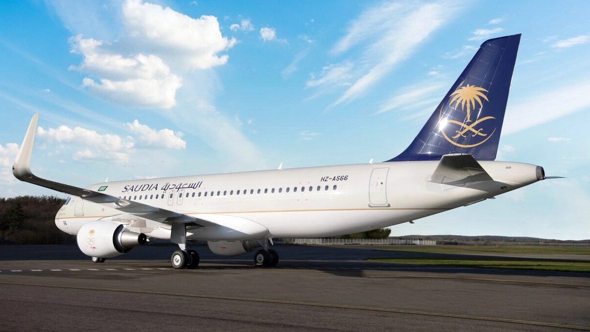 طيران الخطوط السعودية