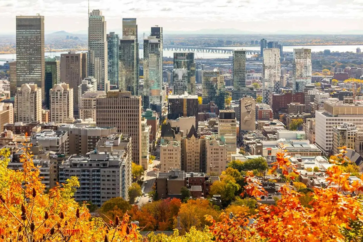 حجز طيران من تونس إلى مونتريال