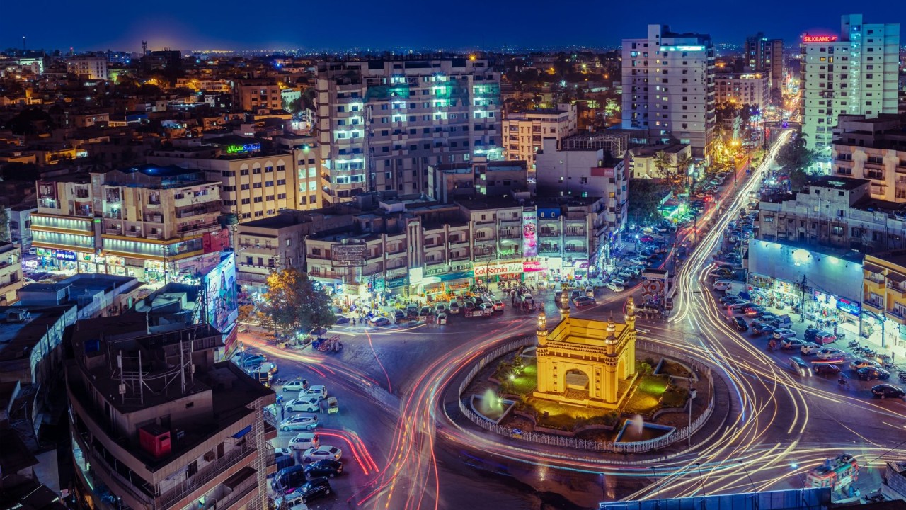 حجز طيران من دبي إلى كراتشي