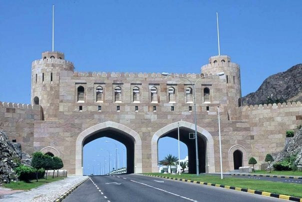 حجز طيران من جدة إلى مسقط