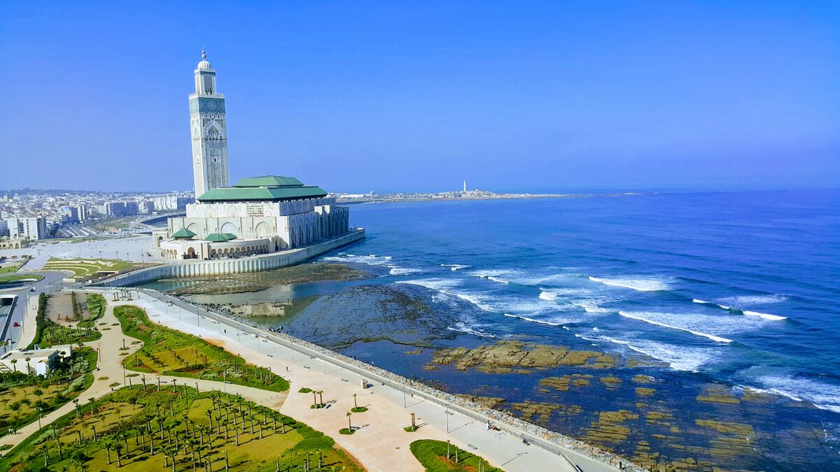 حجز طيران من الدمام إلى الدار البيضاء