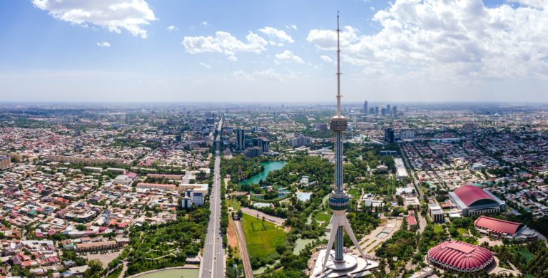 حجز طيران من الرياض إلى طشقند