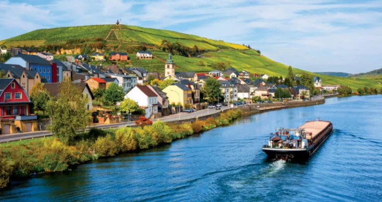 حجز طيران من الرياض إلى لوكسمبورغ