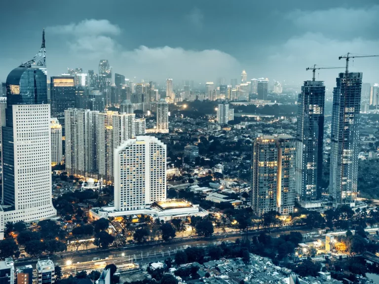 حجز طيران من الرياض إلى جاكرتا