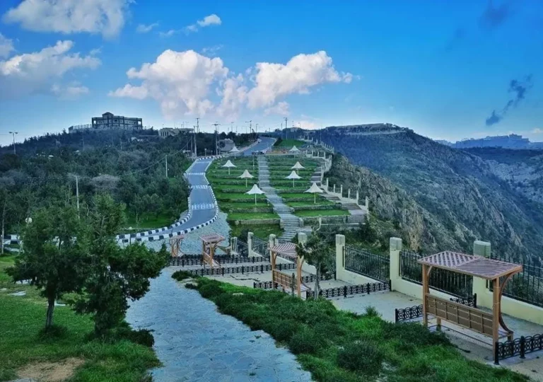 حجز طيران من الرياض إلى الباحة