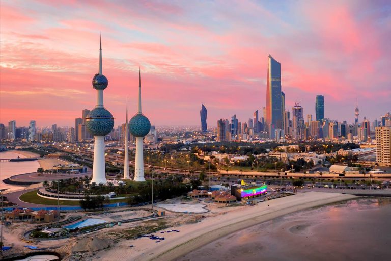 حجز طيران من الإسكندرية إلى الكويت