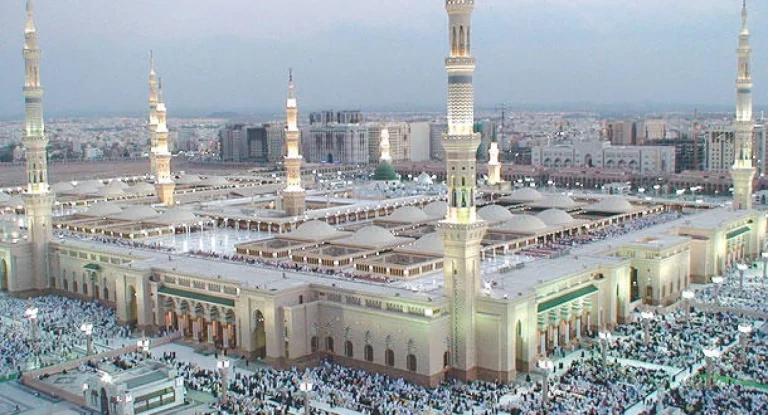 حجز طيران من طرابزون إلى المدينة