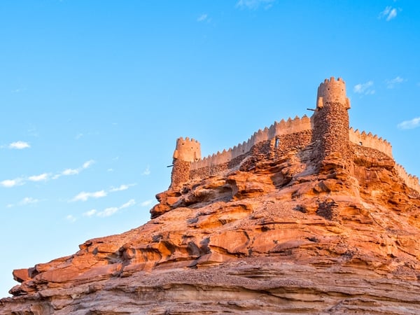 حجز طيران من حائل إلى الجوف