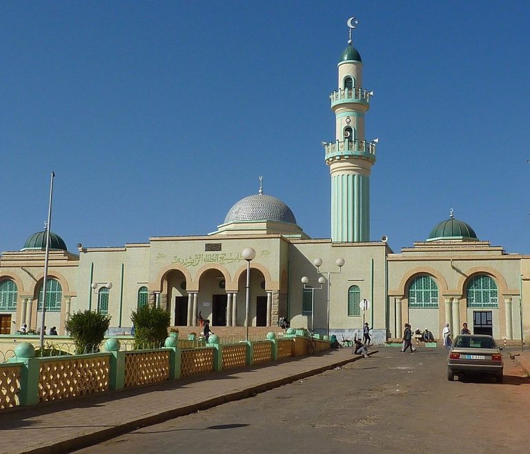 حجز طيران من الرياض إلى أسمرة